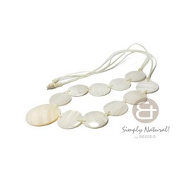 Long Necklace White Kabibe...