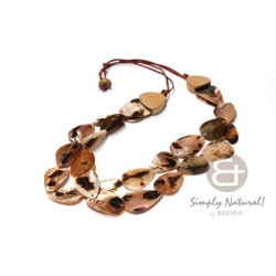 Brown Lip Overlapping Necklace